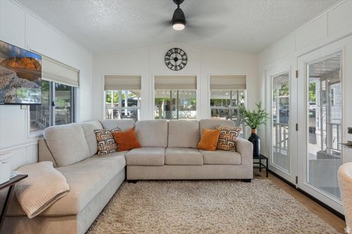 18-1150 W Red Hills Pkwy, Washington, UT, 84780-1311 | Card Image