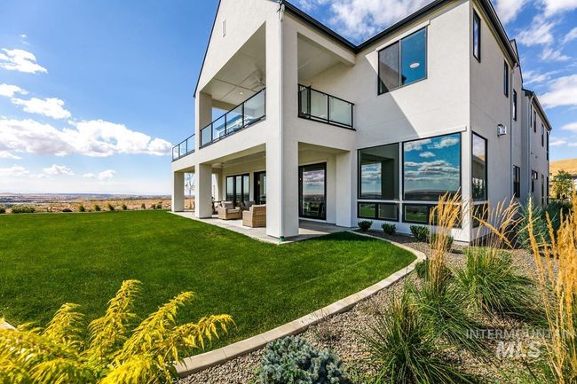 5813 E Marmount Ct, House other with 5 bedrooms, 5 bathrooms and 4 parking in Boise ID | Image 50