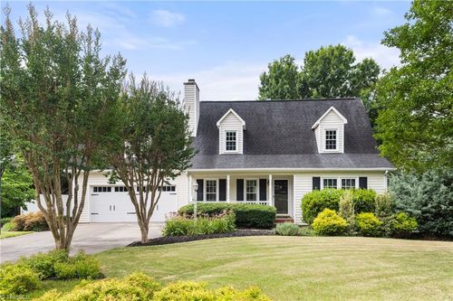 6204 Highland Brook Dr, Clemmons, NC, 27012-7411 | Card Image