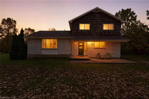 1470 Barron Rd, Allanburg, ON, L0S1A0 | Card Image