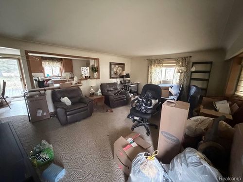 10157 Willowbrook Drive, Flushing Charter Township, MI, 48433 | Card Image