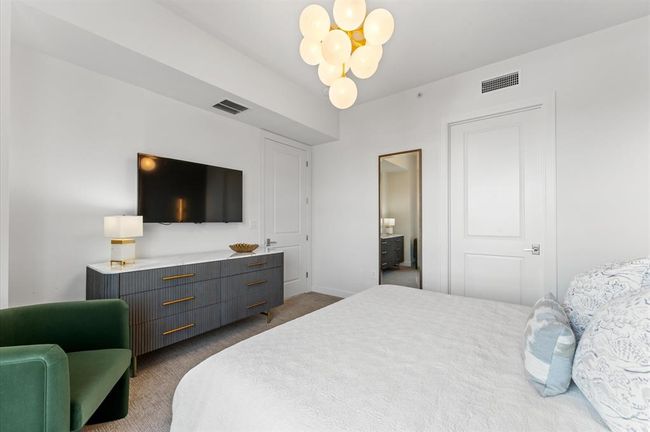APT-1104 - 2207 Bancroft St, Condo with 2 bedrooms, 2 bathrooms and 2 parking in Houston TX | Image 13