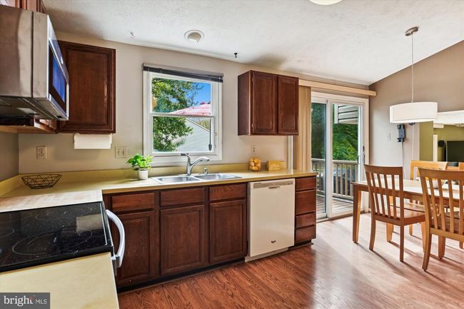 6202 Black Cherry Cir, House other with 4 bedrooms, 3 bathrooms and null parking in COLUMBIA MD | Image 14
