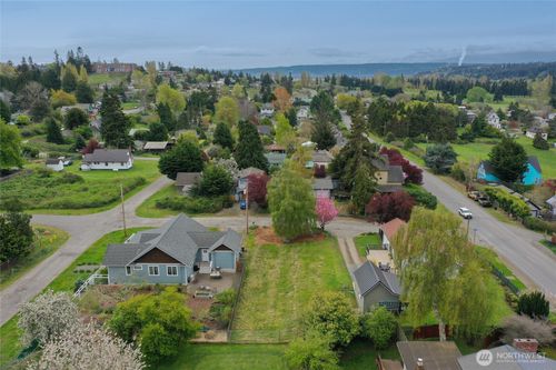 2 NKA K St, Port Townsend, WA, 98368 | Card Image