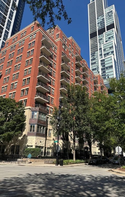 apt-702-1250 S Indiana Ave, Chicago, IL, 60605-3226 | Card Image