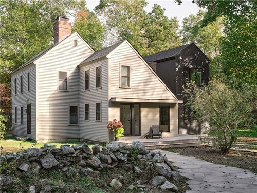 296 Stoney Hollow Rd, Tiverton, RI, 02878-2733 | Card Image