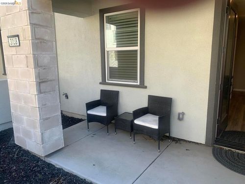 3068 Windwalker Walk, Sacramento, CA, 95833-4447 | Card Image