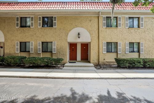 223-5811 Atlantic Boulevard, Jacksonville, FL, 32207 | Card Image