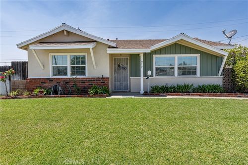 917 N Sanchez St, Montebello, CA, 90640-2843 | Card Image