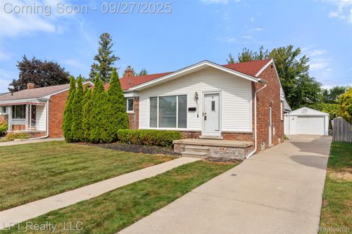28432 Alvin St, Garden City, MI, 48135-2729 | Card Image