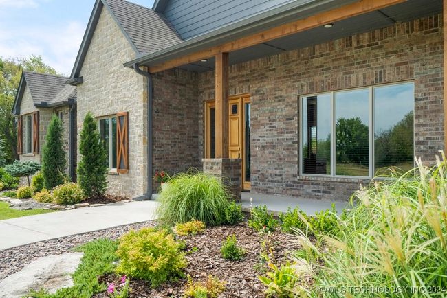 8320 E 80 Th St N, House other with 4 bedrooms, 6 bathrooms and null parking in Owasso OK | Image 8