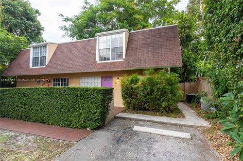 2939 Day Ave, Miami, FL, 33133-7204 | Card Image