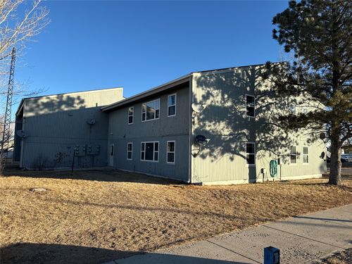 423 Pondera Ave, Valier, MT, 59486-5529 | Card Image