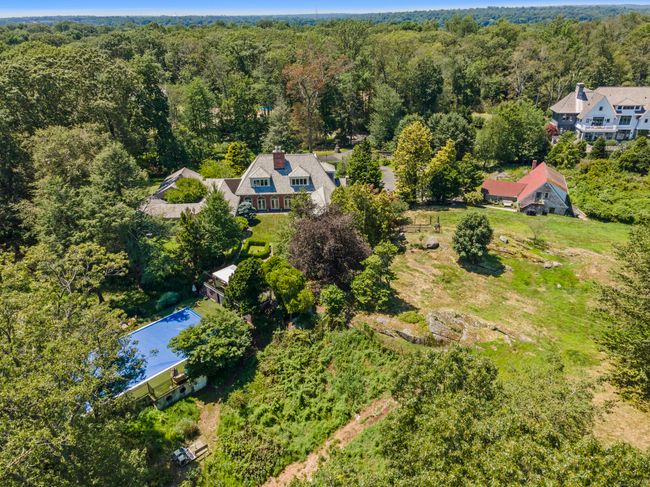 37 Green Acre Ln, House other with 7 bedrooms, 6 bathrooms and null parking in Westport CT | Image 4
