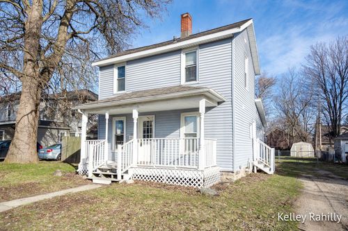 411 Green St, Hastings, MI, 49058-1930 | Card Image