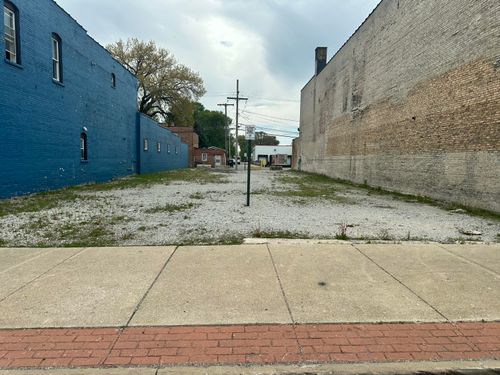 611 W Chicago Ave, East Chicago, IN, 46312-3219 | Card Image