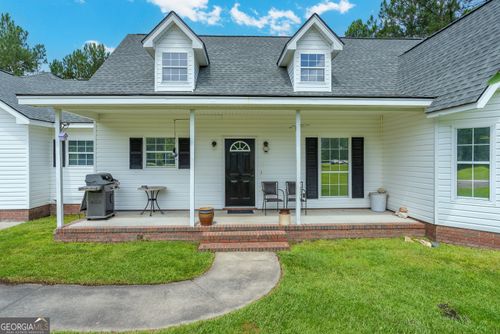 400 Smith Rd, Waycross, GA, 31503-7071 | Card Image