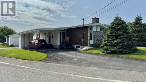 21 Mazerolle Rue, Saint Léonard, NB, E7E2A2 | Card Image