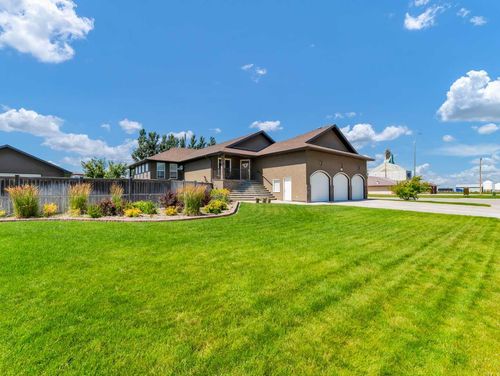 23 Greenview Crt, Foremost, AB, T0K0X0 | Card Image