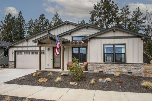 1151 Jantzen Ct, Sisters, OR, 97759-2717 | Card Image