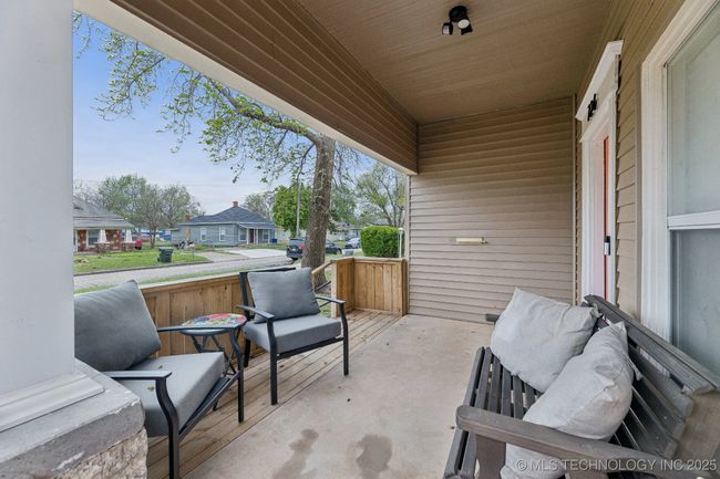 726 E Walnut St, House other with 2 bedrooms, 1 bathrooms and null parking in Cushing OK | Image 4