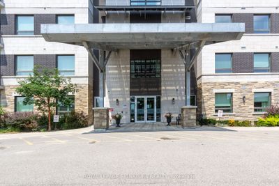 422 - 33 Whitmer St, Condo with 1 bedrooms, 1 bathrooms and 1 parking in Milton ON | Image 2