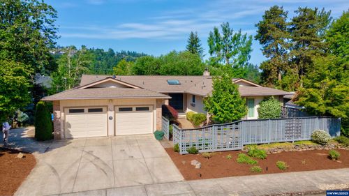 3621 Elderberry Dr S, Salem, OR, 97302-4054 | Card Image