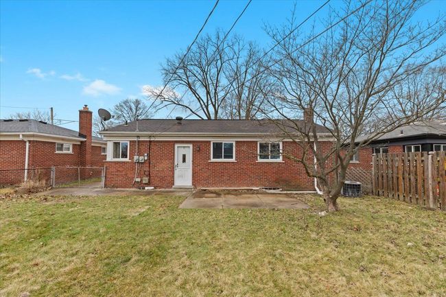 24520 Chernick St | Image 17