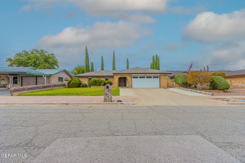 3117 Bert Yancey Dr, El Paso, TX, 79936-2129 | Card Image