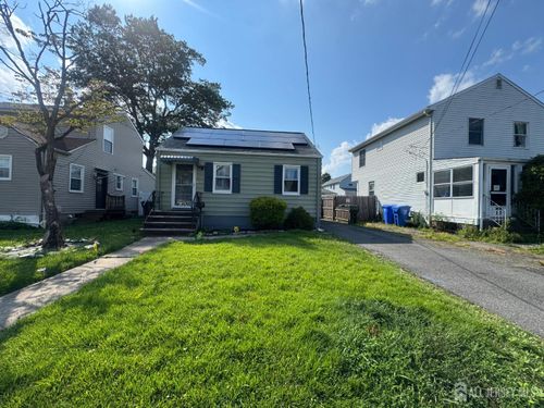 15 Livingston Ave, Avenel, NJ, 07001-1416 | Card Image