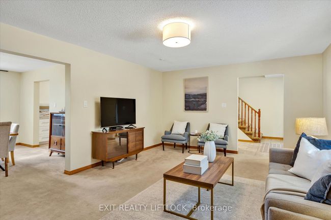 868 Lily Lake Rd, House other with 4 bedrooms, 2 bathrooms and 6 parking in Selwyn ON | Image 12