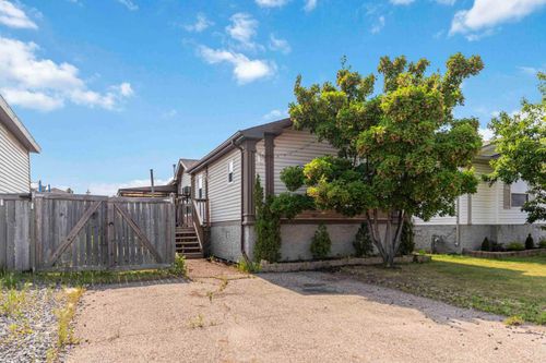 305 Ash Way, Fort Mcmurray, AB, T9K0G3 | Card Image