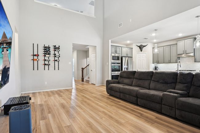 9017 Cattle Herd Dr, House other with 4 bedrooms, 3 bathrooms and null parking in Fort Worth TX | Image 6