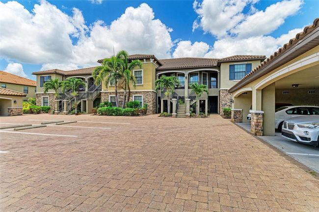 UNIT-104 - 13609 Messina Loop, Condo with 2 bedrooms, 2 bathrooms and null parking in Bradenton FL | Image 4