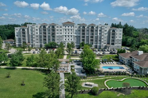 03-0217-1155 Museum Blvd, Vernon Hills, IL, 60061-3121 | Card Image