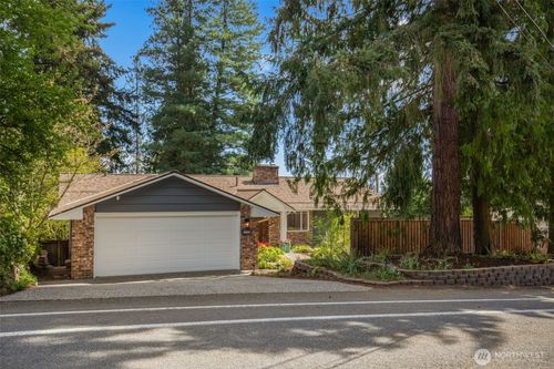 16526 37th Avenue Ne, Lake Forest Park, WA, 98155 | Card Image