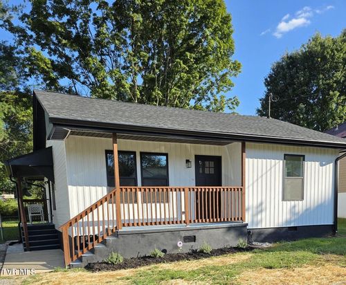 305 Johnston Ave, Bristol, TN, 37620-5809 | Card Image