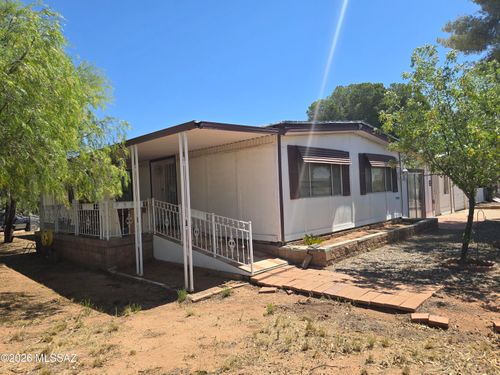 3200 W Barrel Cactus Ln, Benson, AZ, 85602-7703 | Card Image