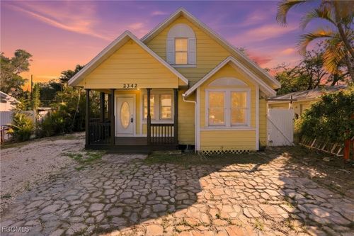 2342 Stella St, FORT MYERS, FL, 33901-5210 | Card Image
