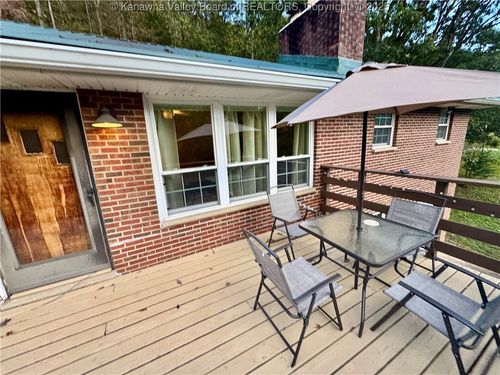 3028 Frame Rd, Elkview, WV, 25071-7005 | Card Image