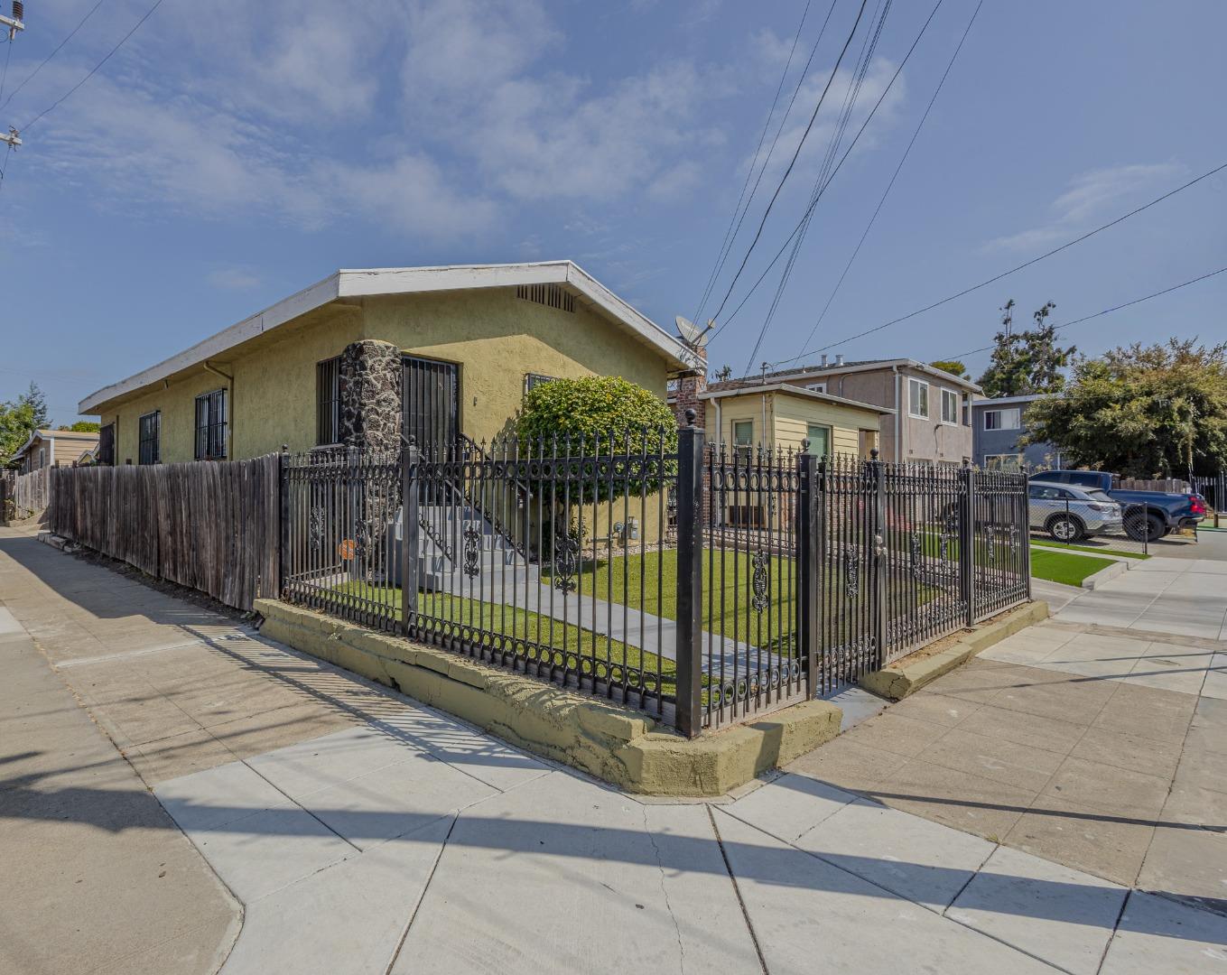 Residential in Oakland 3