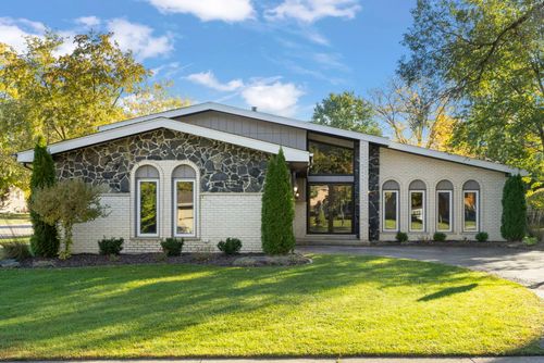 797 Oakwood Dr, Frankfort, IL, 60423-1034 | Card Image