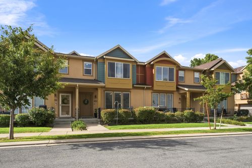 897 Waterside Dr, Farmington, UT, 84025-3865 | Card Image