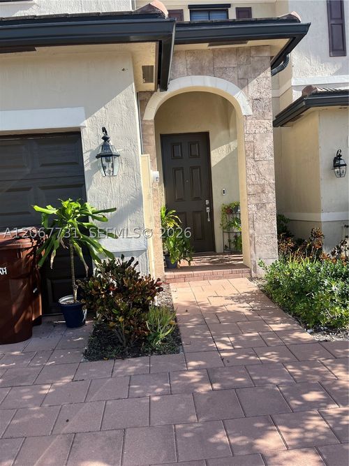 3382 W 112th St, Hialeah, FL, 33018-2202 | Card Image