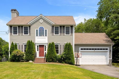 3 42nd St, Berkley, MA, 02779-2308 | Card Image