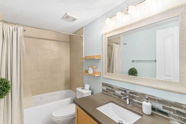 1110 - 2518 Fish Creek Boulevard Sw, Condo with 2 bedrooms, 1 bathrooms and 2 parking in Calgary AB | Image 13