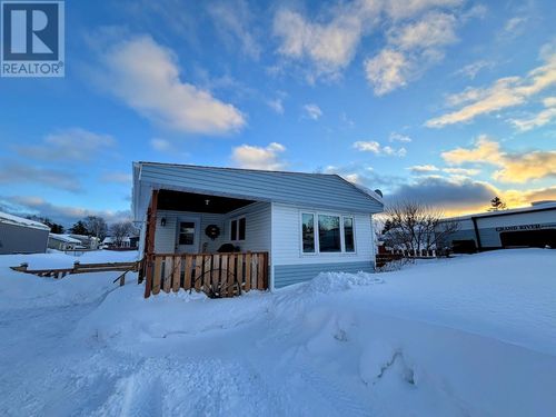 10 Jackson Cres, Marathon, ON, P0T2E0 | Card Image