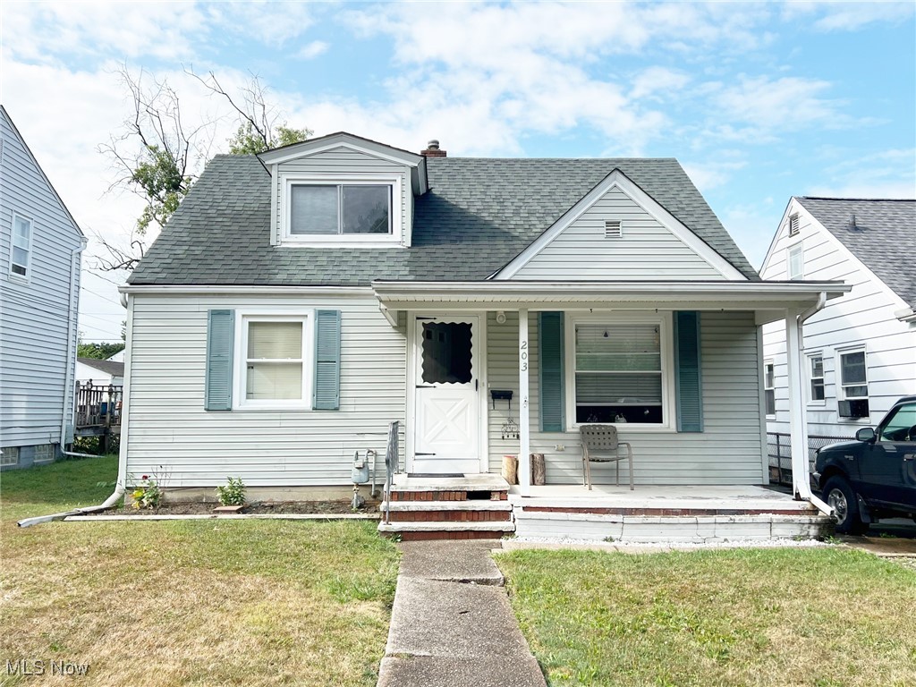 15th St, Elyria, OH 44035