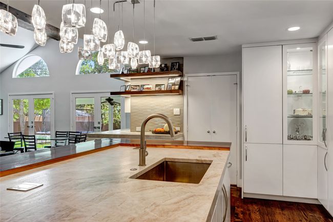 6522 Willow Ln, House other with 5 bedrooms, 5 bathrooms and null parking in Dallas TX | Image 16