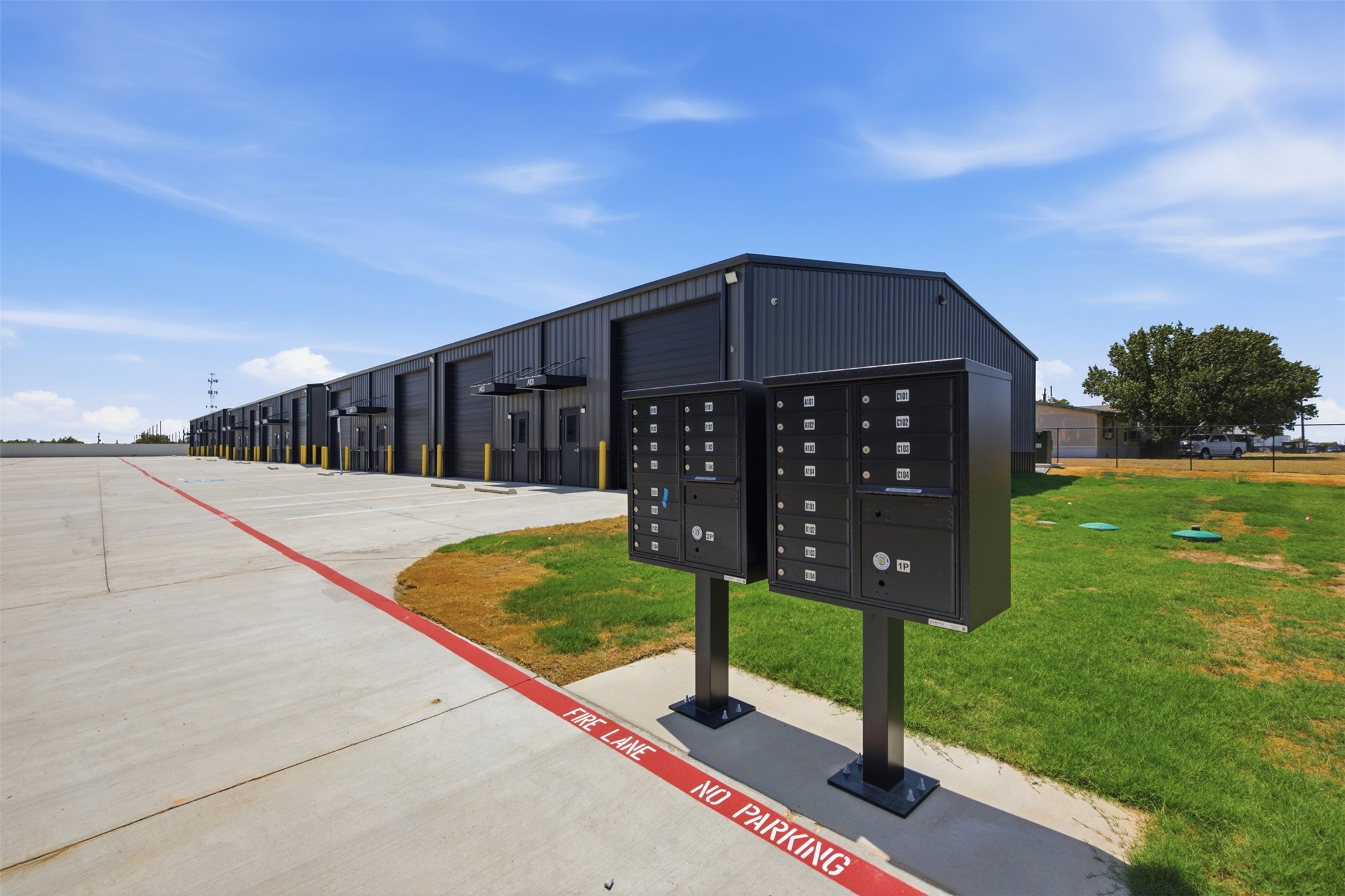 Commercial Sale in Justin 4